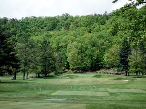 Greenbrier (Old White TPC) 9th